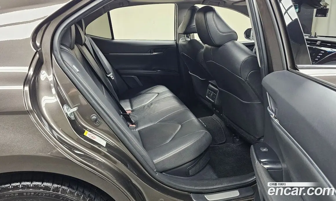 Toyota Camry 2018 2.5 автомат (гидро), фото 17 Toyota Camry 2018 2.5 автомат (гидро), фото 17
