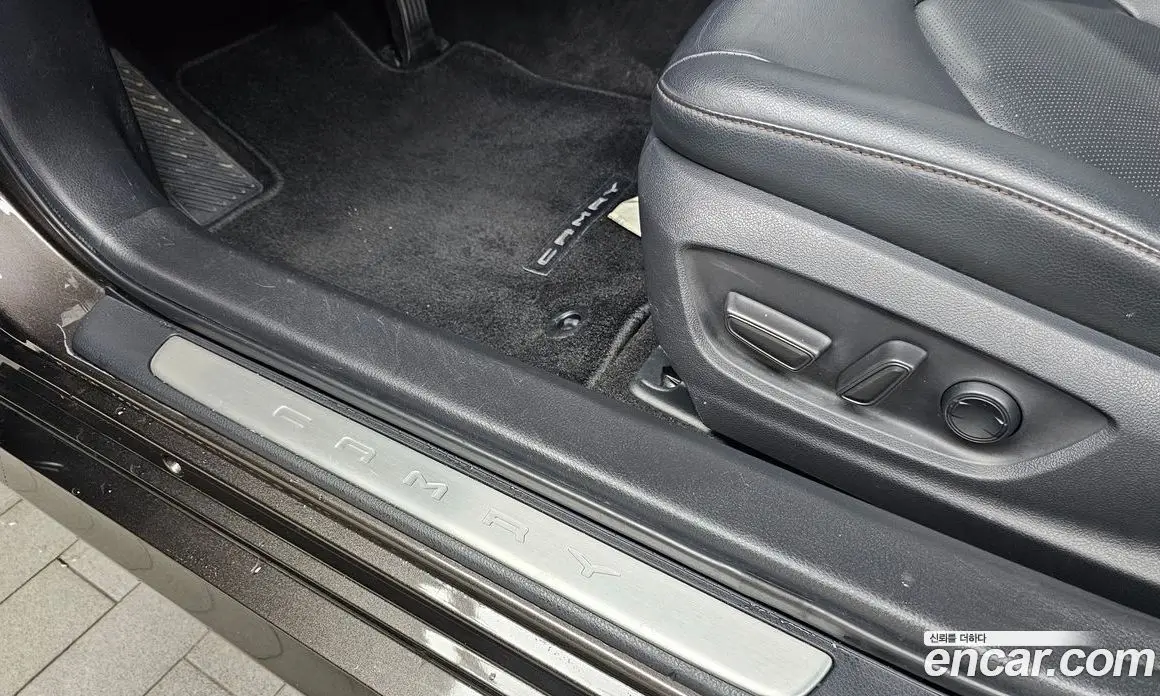 Toyota Camry 2018 2.5 автомат (гидро), фото 32 Toyota Camry 2018 2.5 автомат (гидро), фото 32