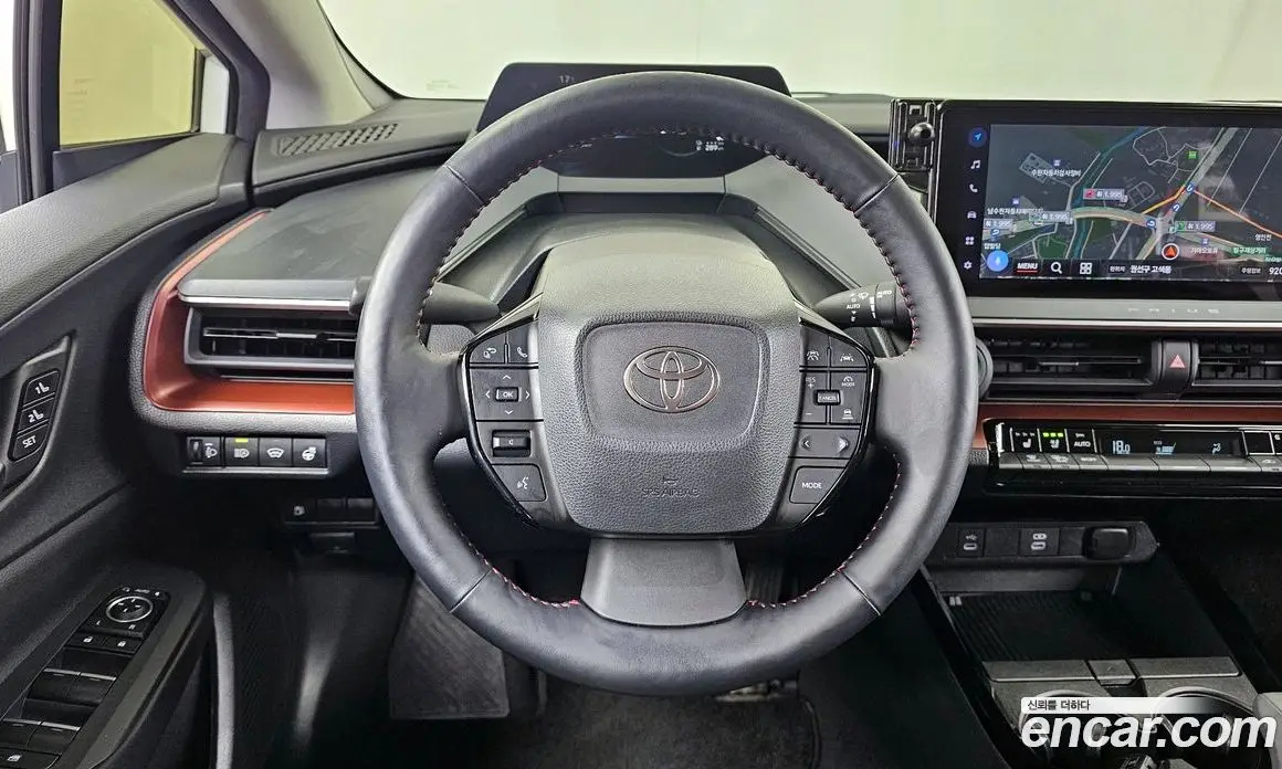Toyota Prius 2024 2.0 автомат (гидро), фото 19 Toyota Prius 2024 2.0 автомат (гидро), фото 19