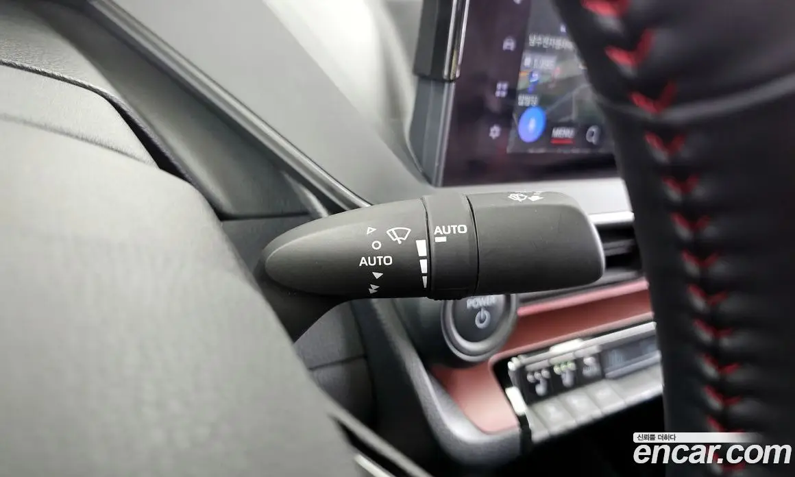 Toyota Prius 2024 2.0 автомат (гидро), фото 27 Toyota Prius 2024 2.0 автомат (гидро), фото 27