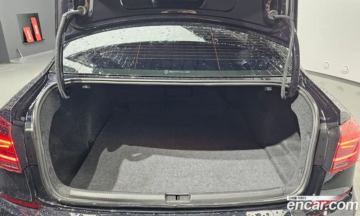 Volkswagen Passat 2018 2.0 автомат (гидро), фото 20 Volkswagen Passat 2018 2.0 автомат (гидро), фото 20