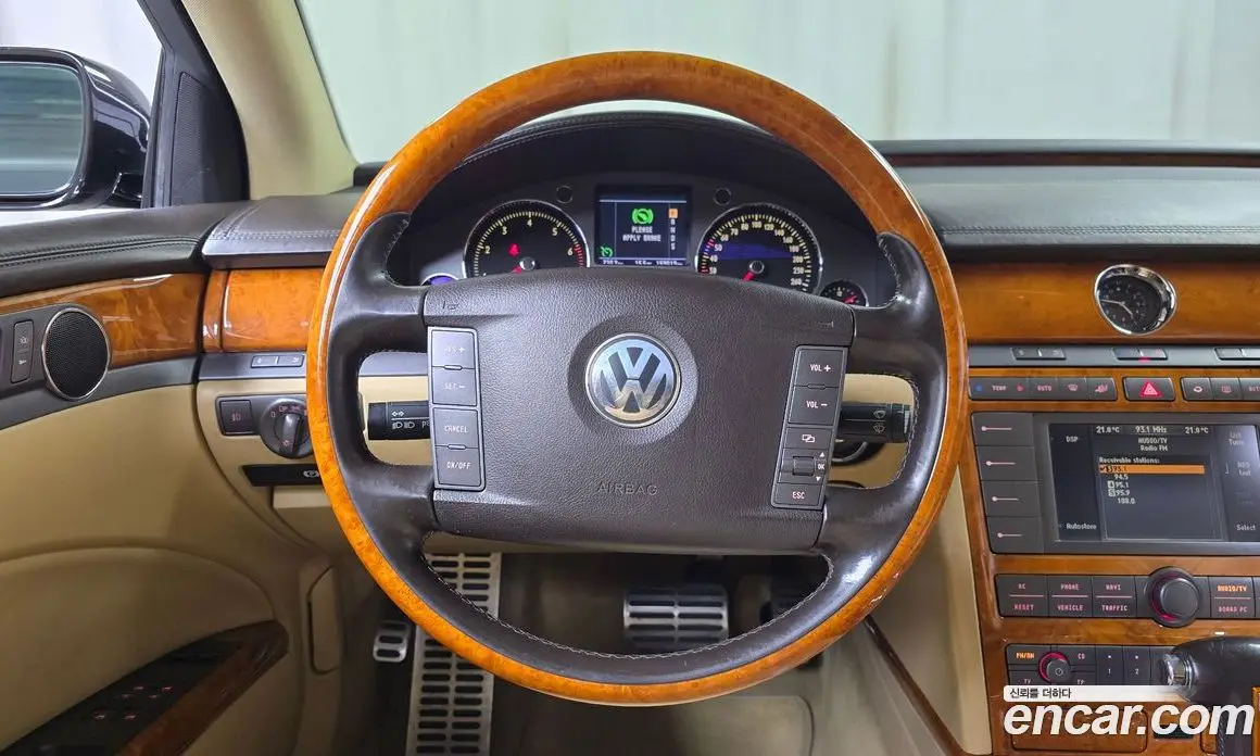 Volkswagen Phaeton 2006 6.0 автомат (гидро), фото 13 Volkswagen Phaeton 2006 6.0 автомат (гидро), фото 13