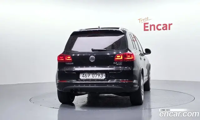 Volkswagen Tiguan 2016 2.0 автомат (гидро), миниатюра 4 Volkswagen Tiguan 2016 2.0 автомат (гидро), миниатюра 4