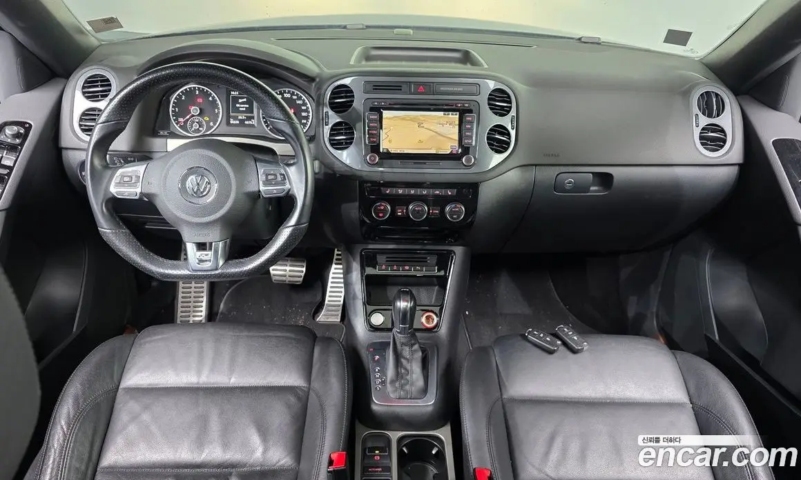 Volkswagen Tiguan 2016 2.0 автомат (гидро), фото 7 Volkswagen Tiguan 2016 2.0 автомат (гидро), фото 7