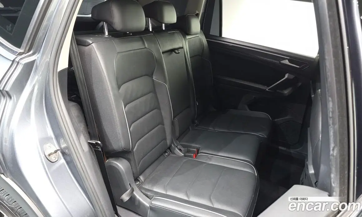Volkswagen Tiguan 2020 2.0 автомат (гидро), фото 11 Volkswagen Tiguan 2020 2.0 автомат (гидро), фото 11