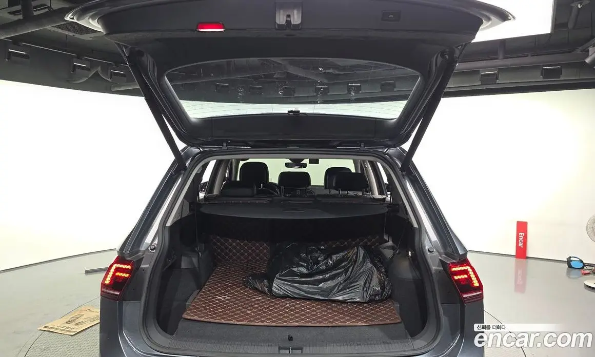 Volkswagen Tiguan 2020 2.0 автомат (гидро), фото 20 Volkswagen Tiguan 2020 2.0 автомат (гидро), фото 20