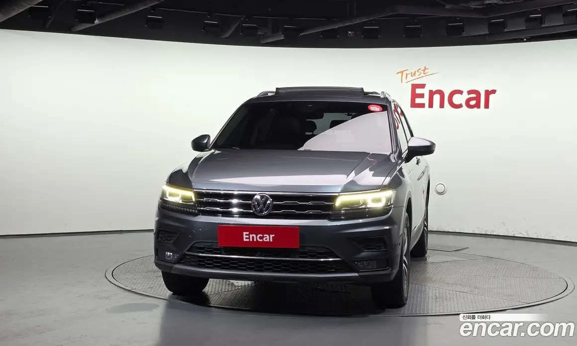 Volkswagen Tiguan 2020 2.0 автомат (гидро), фото 3 Volkswagen Tiguan 2020 2.0 автомат (гидро), фото 3