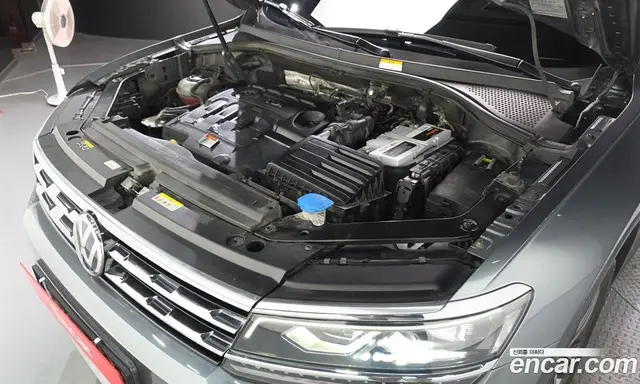 Volkswagen Tiguan 2020 2.0 автомат (гидро), миниатюра 6 Volkswagen Tiguan 2020 2.0 автомат (гидро), миниатюра 6