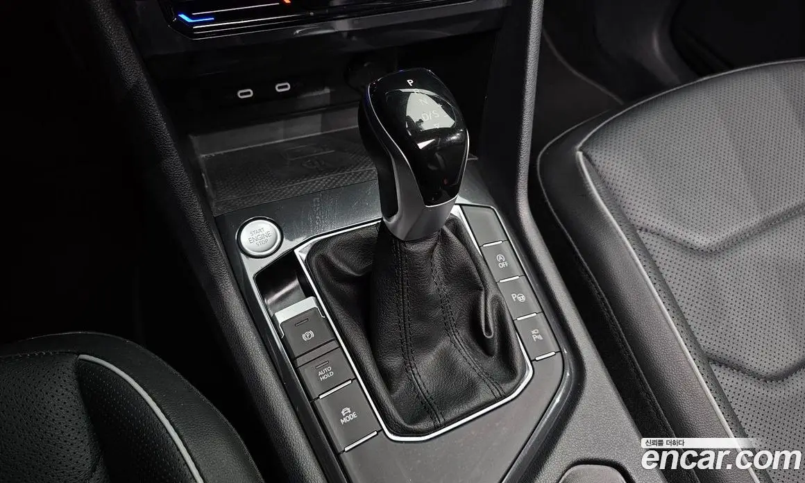 Volkswagen Tiguan 2022 2.0 автомат (гидро), фото 11 Volkswagen Tiguan 2022 2.0 автомат (гидро), фото 11