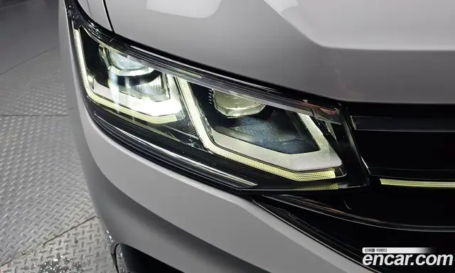 Volkswagen Tiguan 2022 2.0 автомат (гидро), миниатюра 7 Volkswagen Tiguan 2022 2.0 автомат (гидро), миниатюра 7