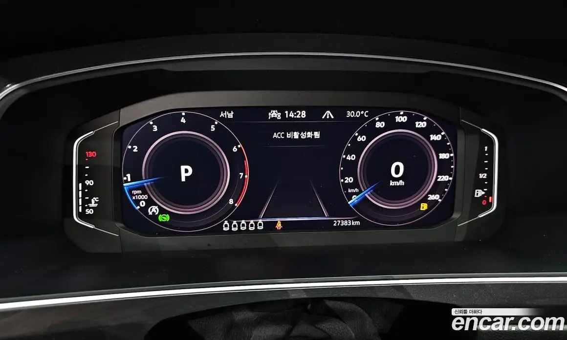 Volkswagen Tiguan 2022 2.0 автомат (гидро), фото 10 Volkswagen Tiguan 2022 2.0 автомат (гидро), фото 10