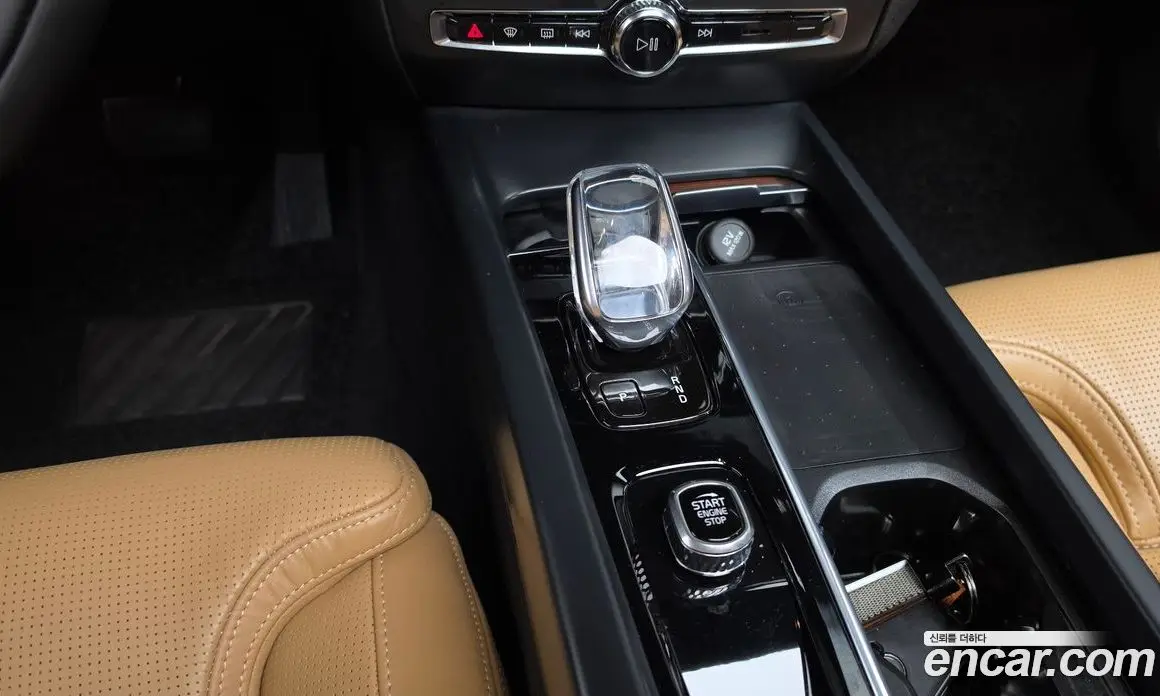 Volvo S60 2021 2.0 автомат (гидро), фото 12 Volvo S60 2021 2.0 автомат (гидро), фото 12