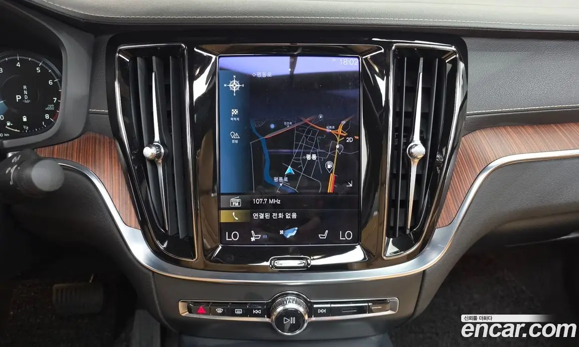 Volvo S60 2021 2.0 автомат (гидро), фото 19 Volvo S60 2021 2.0 автомат (гидро), фото 19
