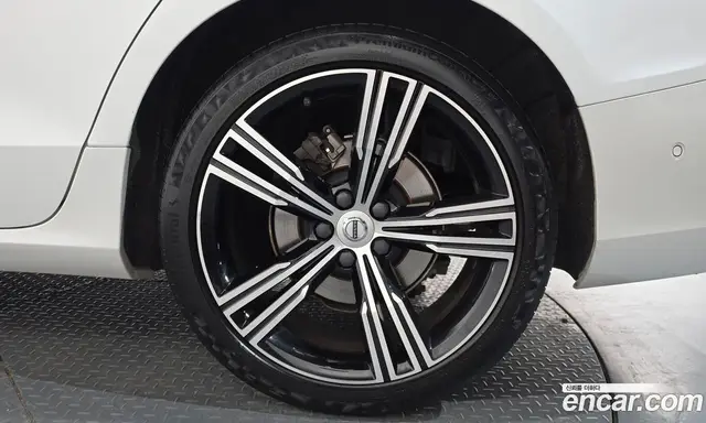Volvo S60 2021 2.0 автомат (гидро), миниатюра 7 Volvo S60 2021 2.0 автомат (гидро), миниатюра 7