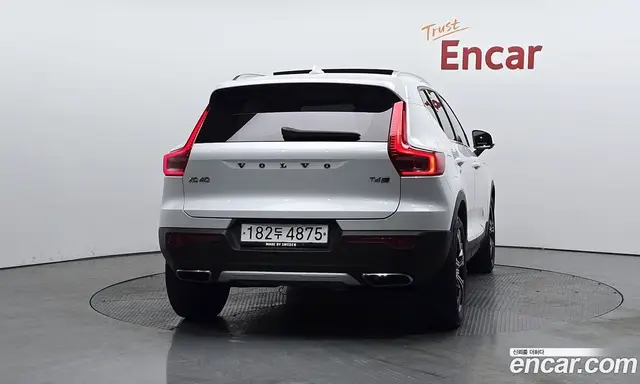 Volvo XC40 2020 2.0 автомат (гидро), миниатюра 3 Volvo XC40 2020 2.0 автомат (гидро), миниатюра 3