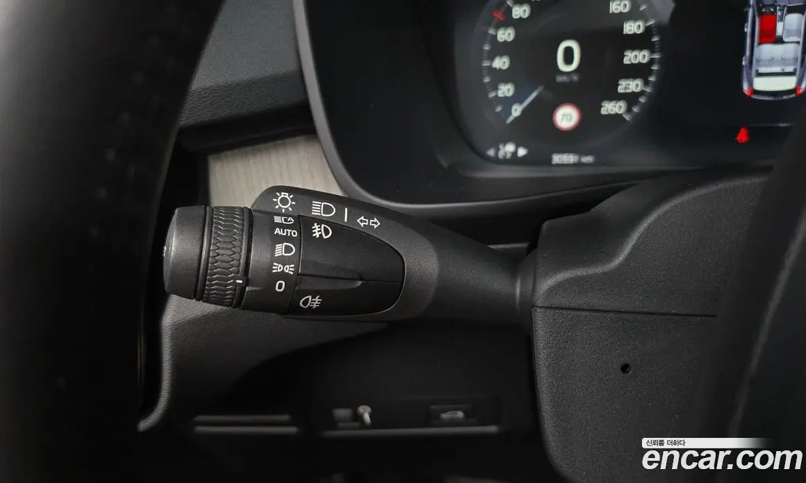 Volvo XC40 2020 2.0 автомат (гидро), фото 26 Volvo XC40 2020 2.0 автомат (гидро), фото 26