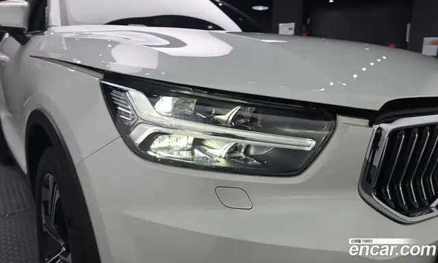 Volvo XC40 2020 2.0 автомат (гидро), миниатюра 7 Volvo XC40 2020 2.0 автомат (гидро), миниатюра 7