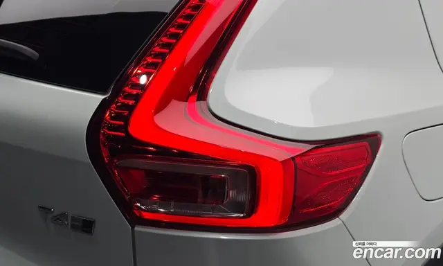 Volvo XC40 2020 2.0 автомат (гидро), миниатюра 8 Volvo XC40 2020 2.0 автомат (гидро), миниатюра 8
