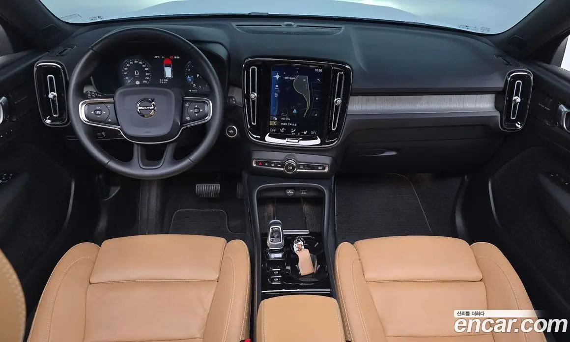 Volvo XC40 2020 2.0 автомат (гидро), фото 9 Volvo XC40 2020 2.0 автомат (гидро), фото 9