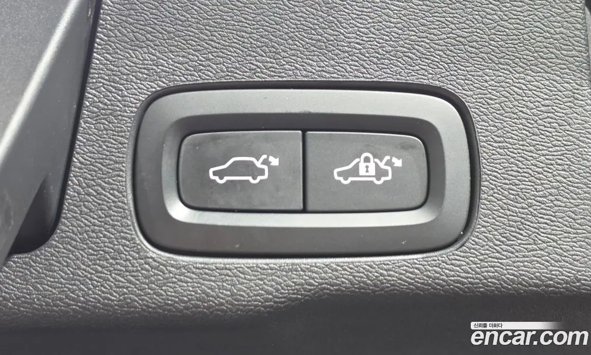 Volvo XC60 2019 2.0 автомат (гидро), фото 21 Volvo XC60 2019 2.0 автомат (гидро), фото 21