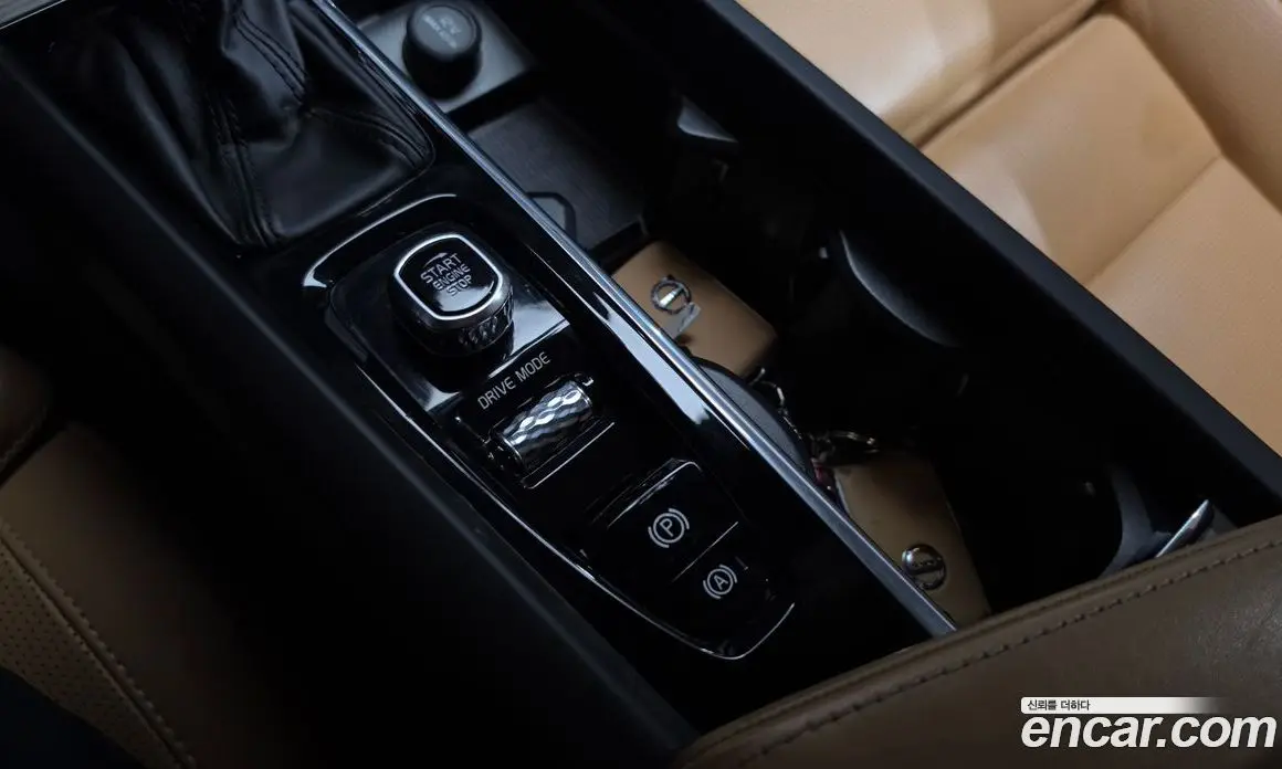 Volvo XC60 2019 2.0 автомат (гидро), фото 23 Volvo XC60 2019 2.0 автомат (гидро), фото 23