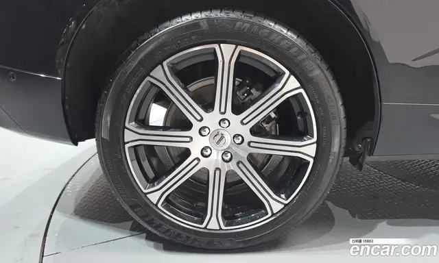 Volvo XC60 2019 2.0 автомат (гидро), миниатюра 4 Volvo XC60 2019 2.0 автомат (гидро), миниатюра 4