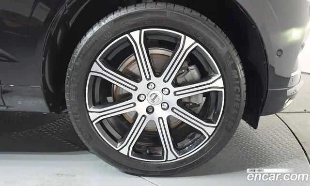 Volvo XC60 2019 2.0 автомат (гидро), миниатюра 6 Volvo XC60 2019 2.0 автомат (гидро), миниатюра 6
