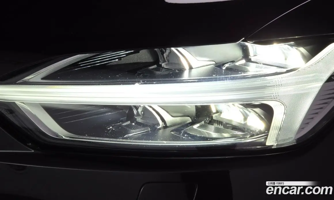 Volvo XC60 2019 2.0 автомат (гидро), фото 7 Volvo XC60 2019 2.0 автомат (гидро), фото 7