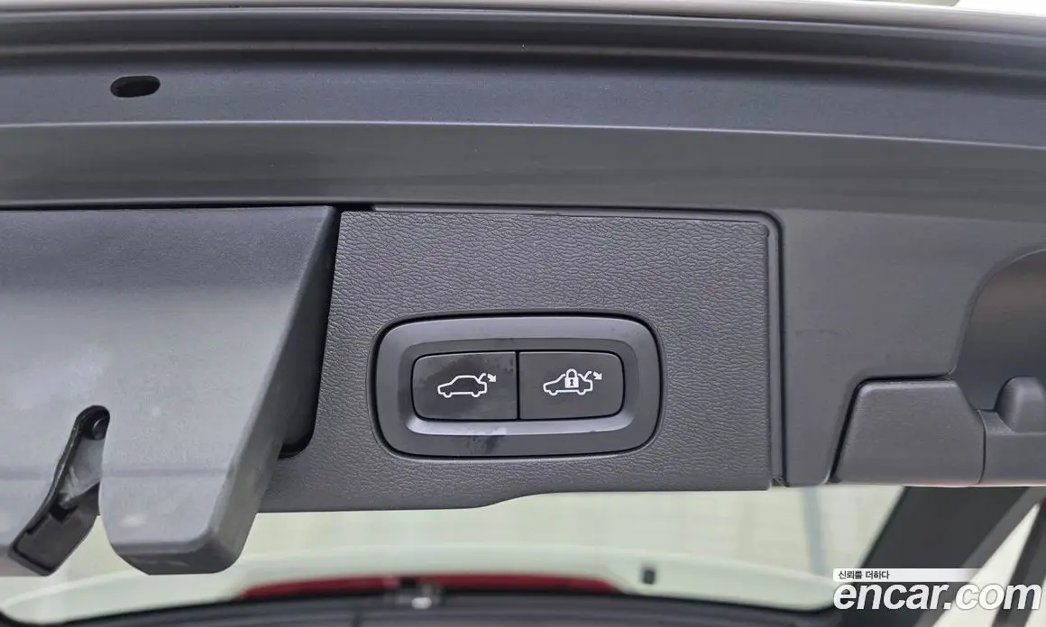 Volvo XC60 2022 2.0 автомат (гидро), фото 29 Volvo XC60 2022 2.0 автомат (гидро), фото 29