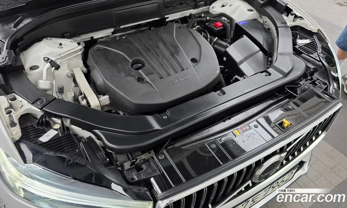 Volvo XC60 2022 2.0 автомат (гидро), фото 6 Volvo XC60 2022 2.0 автомат (гидро), фото 6