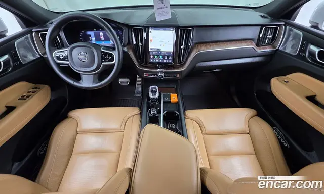 Volvo XC60 2022 2.0 автомат (гидро), миниатюра 10 Volvo XC60 2022 2.0 автомат (гидро), миниатюра 10