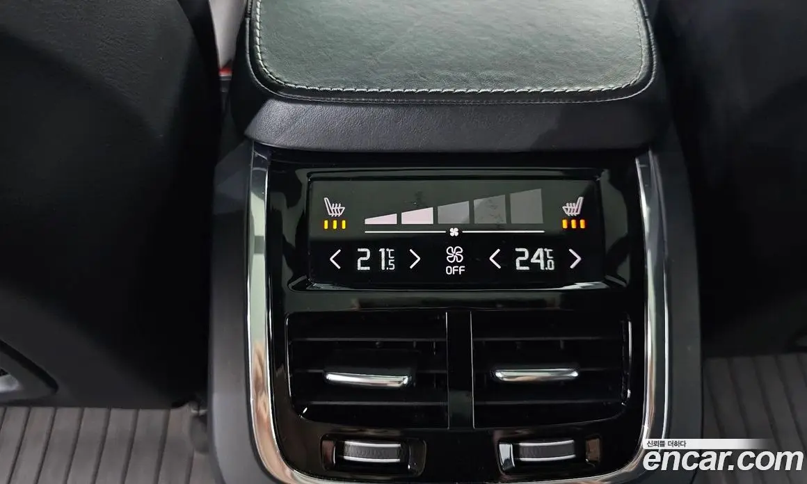 Volvo XC90 2016 2.0 автомат (гидро), фото 20 Volvo XC90 2016 2.0 автомат (гидро), фото 20