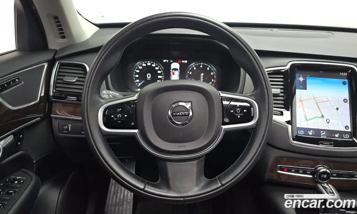 Volvo XC90 2018 2.0 автомат (гидро), фото 13 Volvo XC90 2018 2.0 автомат (гидро), фото 13