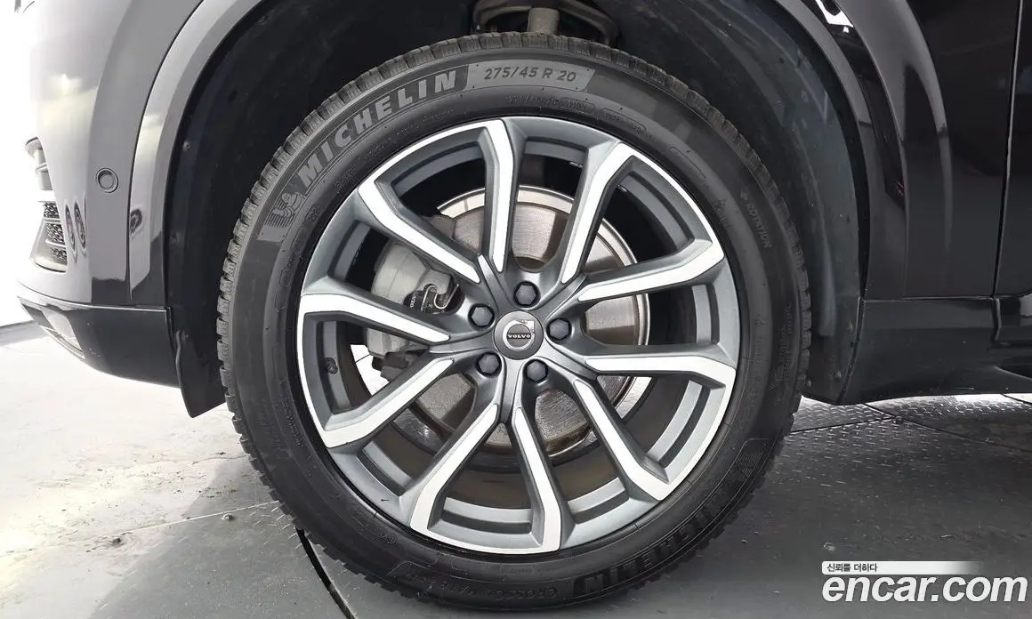 Volvo XC90 2018 2.0 автомат (гидро), фото 5 Volvo XC90 2018 2.0 автомат (гидро), фото 5