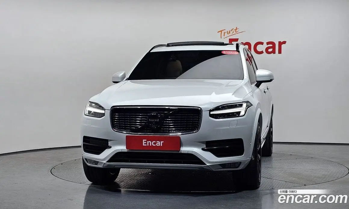 Volvo XC90 2019 2.0 автомат (гидро), фото 2 Volvo XC90 2019 2.0 автомат (гидро), фото 2