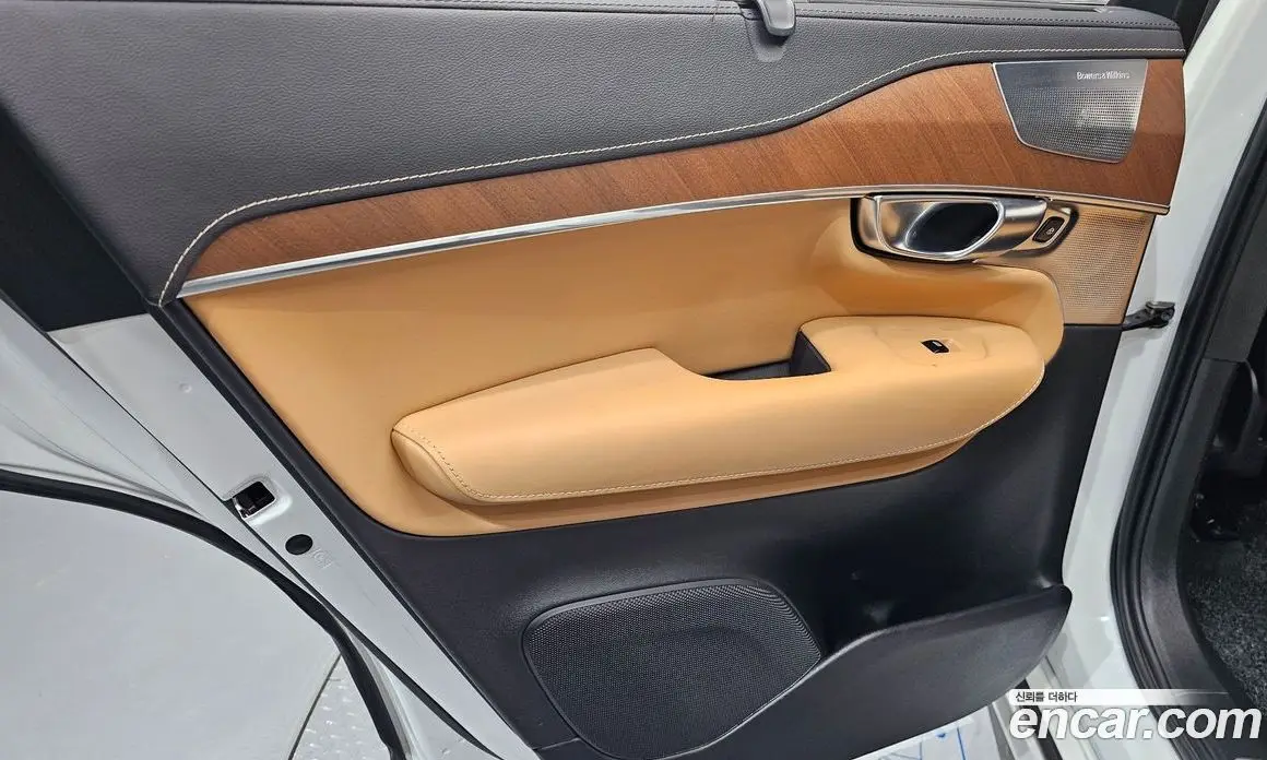 Volvo XC90 2019 2.0 автомат (гидро), фото 14 Volvo XC90 2019 2.0 автомат (гидро), фото 14