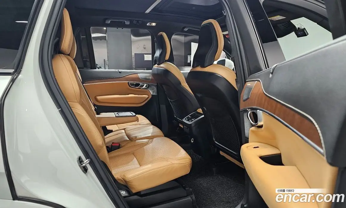 Volvo XC90 2019 2.0 автомат (гидро), фото 16 Volvo XC90 2019 2.0 автомат (гидро), фото 16