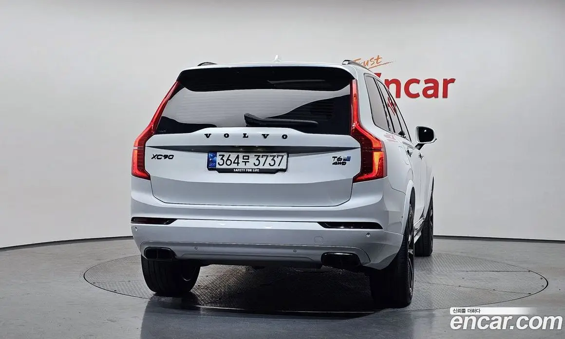 Volvo XC90 2019 2.0 автомат (гидро), фото 3 Volvo XC90 2019 2.0 автомат (гидро), фото 3