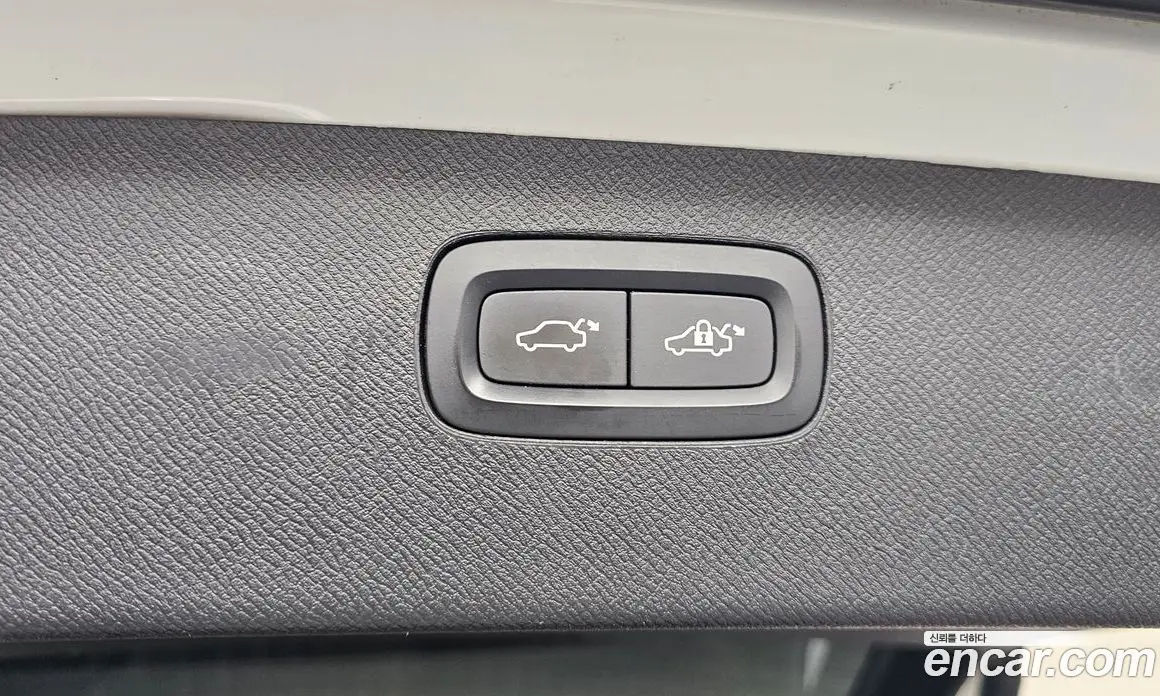 Volvo XC90 2019 2.0 автомат (гидро), фото 25 Volvo XC90 2019 2.0 автомат (гидро), фото 25