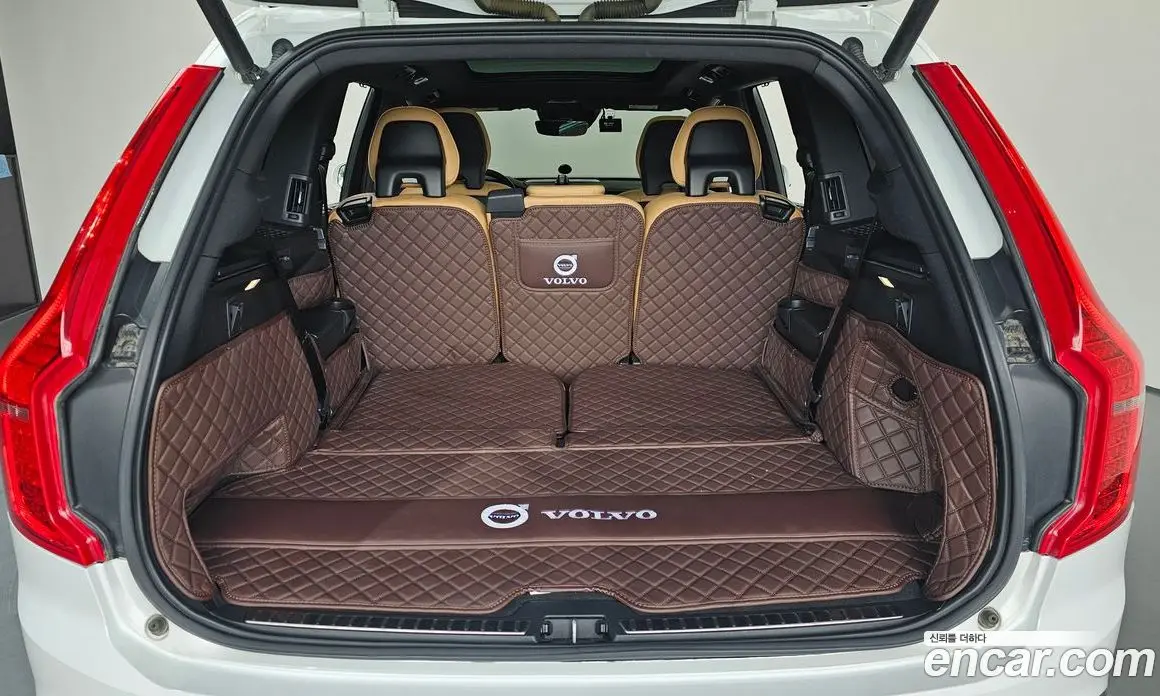 Volvo XC90 2019 2.0 автомат (гидро), фото 26 Volvo XC90 2019 2.0 автомат (гидро), фото 26