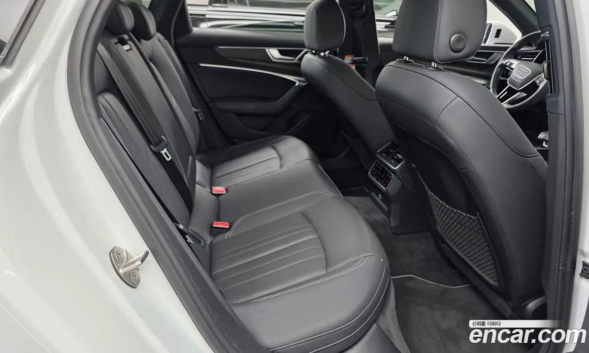 Audi A6 2021 3.0 автомат (гидро), фото 17 Audi A6 2021 3.0 автомат (гидро), фото 17