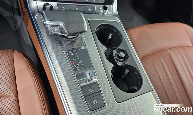 Audi A6 2023 2.0 автомат (гидро), миниатюра 12