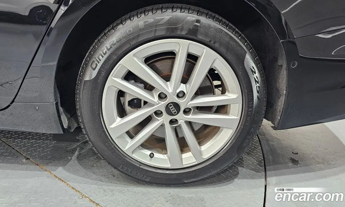 Audi A6 2023 2.0 автомат (гидро), фото 7 Audi A6 2023 2.0 автомат (гидро), фото 7