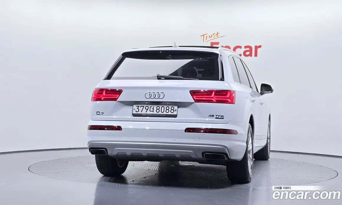Audi Q7 2019 2.0 автомат (гидро), фото 4 Audi Q7 2019 2.0 автомат (гидро), фото 4
