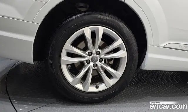 Audi Q7 2019 2.0 автомат (гидро), миниатюра 5 Audi Q7 2019 2.0 автомат (гидро), миниатюра 5
