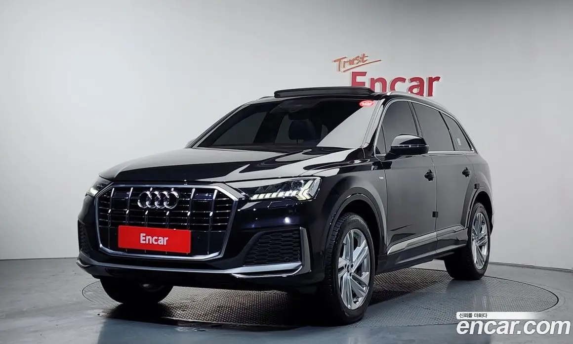 Audi Q7 2021 3.0 автомат (гидро), фото 1 Audi Q7 2021 3.0 автомат (гидро), фото 1