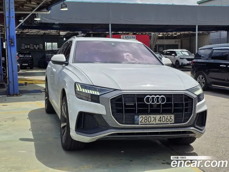Audi Q8 2021 3.0 автомат (гидро), фото 2 Audi Q8 2021 3.0 автомат (гидро), фото 2