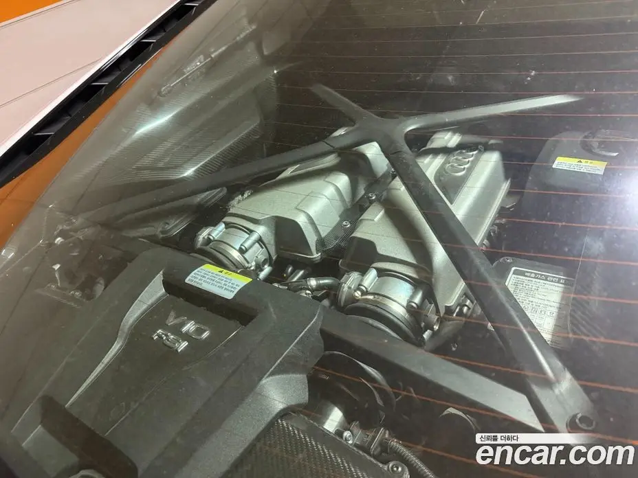 Audi R8 2021 5.2 автомат (гидро), фото 6