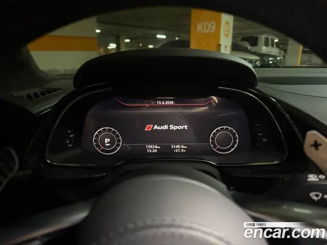 Audi R8 2021 5.2 автомат (гидро), миниатюра 8