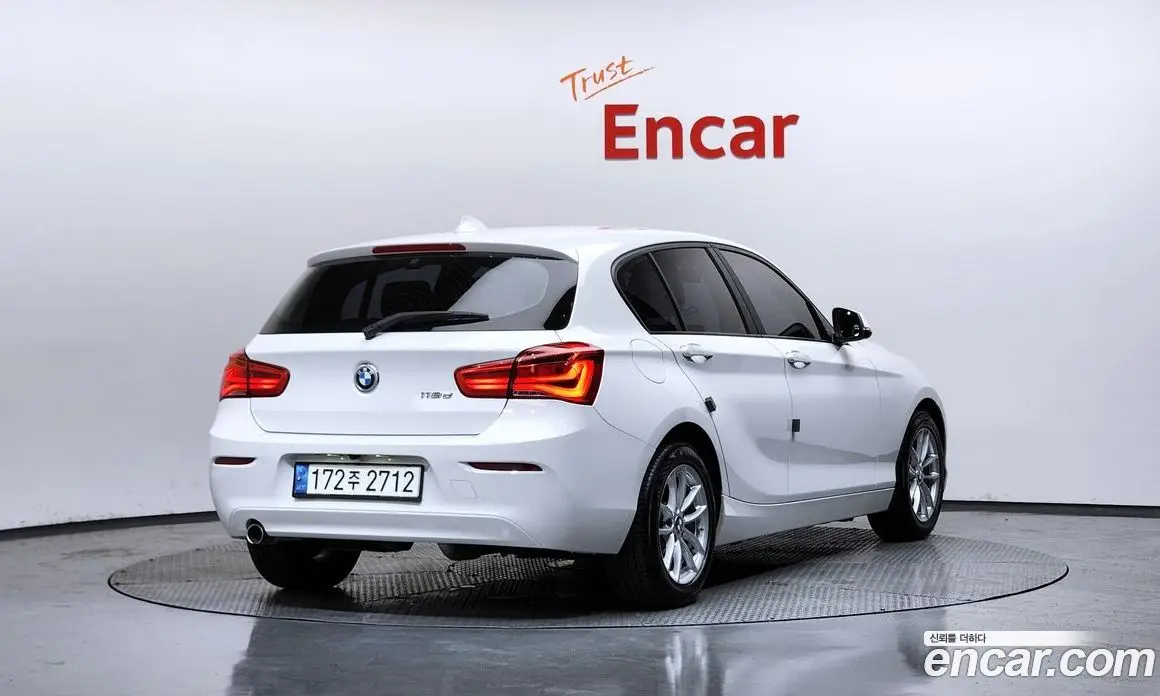 BMW 1 серия 2017 2.0 автомат (гидро), фото 2 BMW 1 серия 2017 2.0 автомат (гидро), фото 2